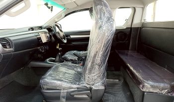 REVO 4WD 2020 2.4E MT SMART CAB SILVER  4633 full