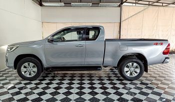 REVO 4WD 2020 2.4E MT SMART CAB SILVER  4633 full