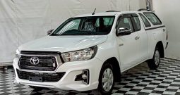 REVO 2WD 2021 2.4E AT DOUBLE CAB WHITE  4745