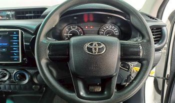 REVO 2WD 2021 2.4E AT DOUBLE CAB WHITE  4745 full