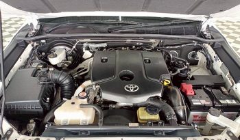 REVO 2WD 2021 2.4E AT DOUBLE CAB WHITE  4745 full