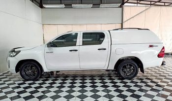 REVO 2WD 2022 2.4E AT DOUBLE CAB WHITE  5045 full
