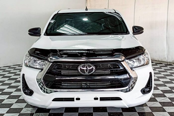 REVO 2WD 2022 2.4E AT DOUBLE CAB WHITE  5045 full