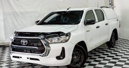 REVO 2WD 2022 2.4E AT DOUBLE CAB WHITE  5045