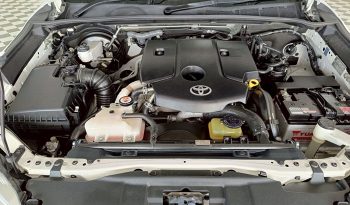 ROCCO 4WD 2019 2.8G AT DOUBLE CAB WHITE  6488 full