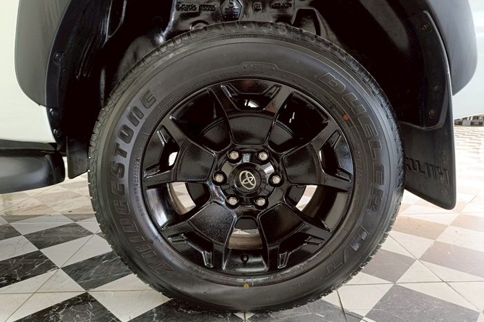 ROCCO 4WD 2019 2.8G AT DOUBLE CAB WHITE  6488 full