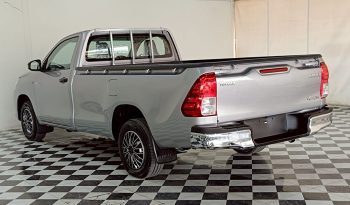 REVO 2WD 2018 2.4J MT STANDARD SILVER  6500 full