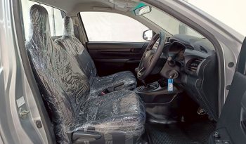 REVO 2WD 2018 2.4J MT STANDARD SILVER  6500 full