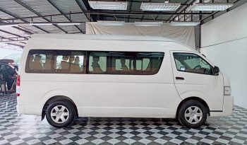 TOYOTA 2WD 2016 3.0 MT COMMUTER WHITE  7123 full