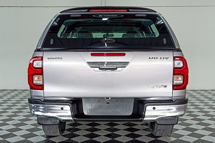 REVO PRE 2020 2.4E AT DOUBLE CAB SILVER  7583 full