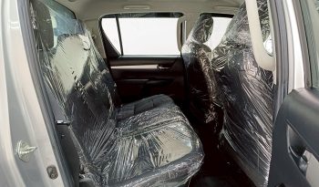 REVO PRE 2020 2.4E AT DOUBLE CAB SILVER  7583 full