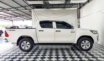 REVO PRE 2021 2.4E AT DOUBLE CAB WHITE  8474 full
