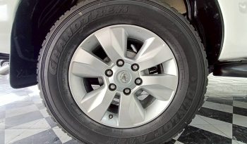 REVO PRE 2021 2.4E AT DOUBLE CAB WHITE  8474 full