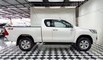 REVO 4WD 2018 2.4E MT SMART CAB WHITE  9919 full