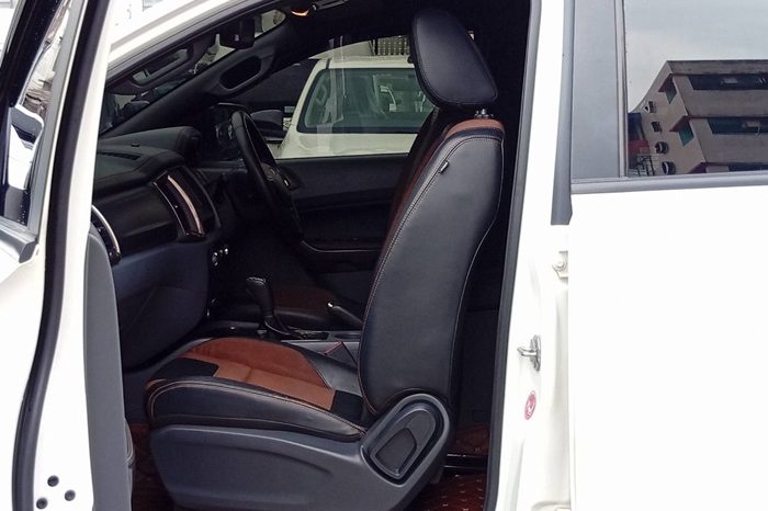 FORD 4WD 2018 3.2 AT DOUBLE CAB WHITE  9065 full