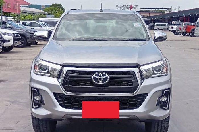 REVO 4WD 2019 2.8G MT DOUBLE CAB SILVER  4504 full