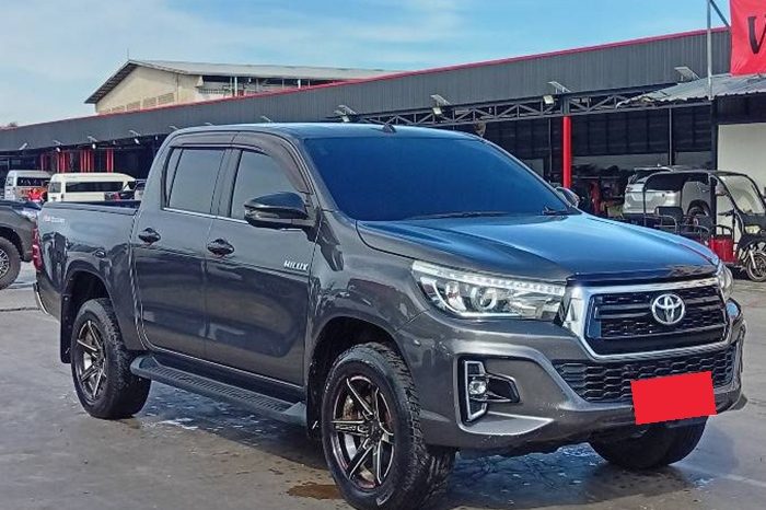 REVO PRE 2018 2.4G AT DOUBLE CAB DARK GREY  6531 full