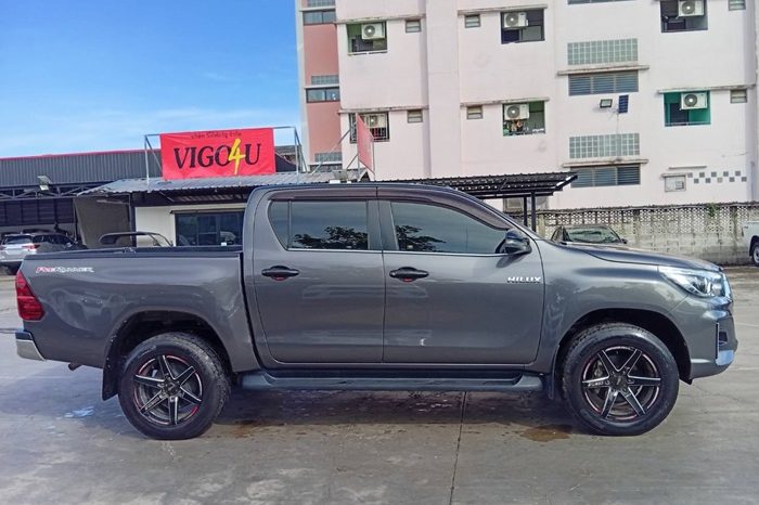 REVO PRE 2018 2.4G AT DOUBLE CAB DARK GREY  6531 full