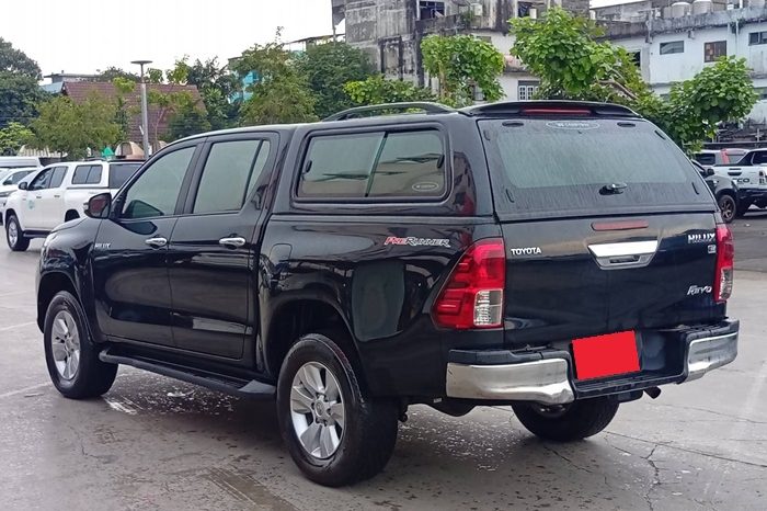 REVO PRE 2018 2.4E AT DOUBLE CAB BLACK  7719 full