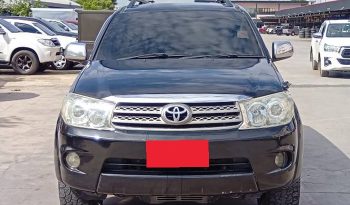 TOYOTA 2WD 2009 2.7V AT FORTUNER BLACK  806 full