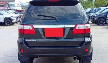 TOYOTA 2WD 2009 2.7V AT FORTUNER BLACK  806 full