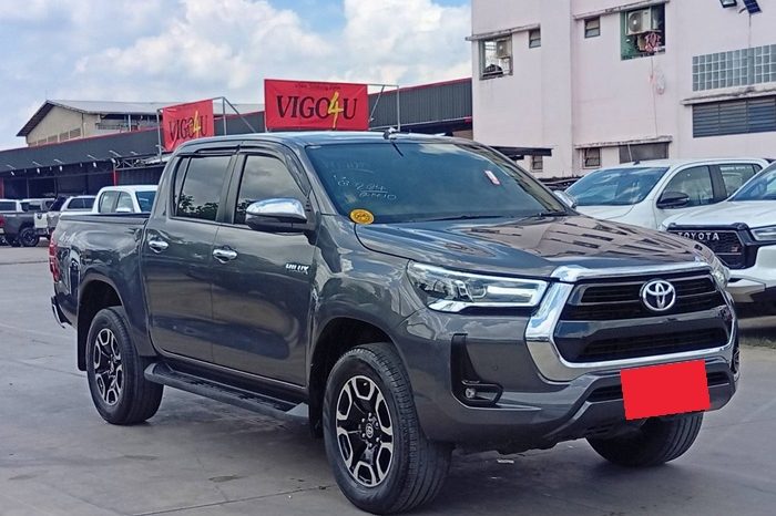 REVO 4WD 2021 2.4E MT DOUBLE CAB DARK GREY  4259 full