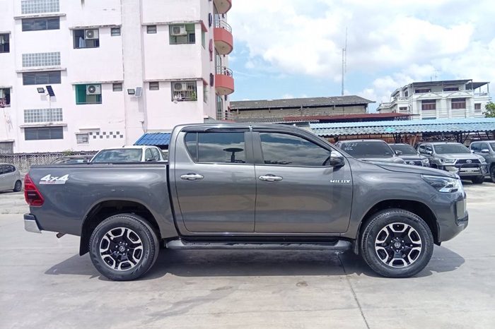 REVO 4WD 2021 2.4E MT DOUBLE CAB DARK GREY  4259 full