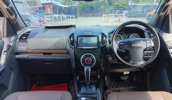 ISUZU 4WD 2019 3.0 AT DOUBLE CAB RED  5820 full