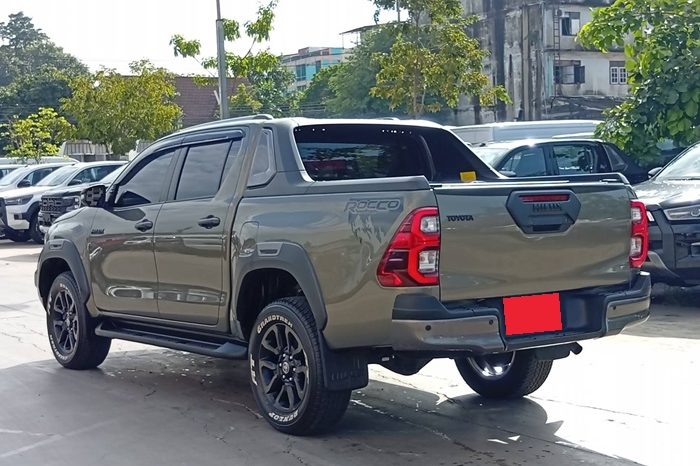 ROCCO PRE 2023 2.4G AT DOUBLE CAB BRONZE  5415 full