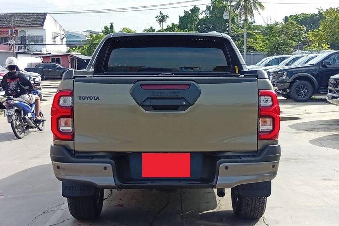 ROCCO PRE 2023 2.4G AT DOUBLE CAB BRONZE  5415 full