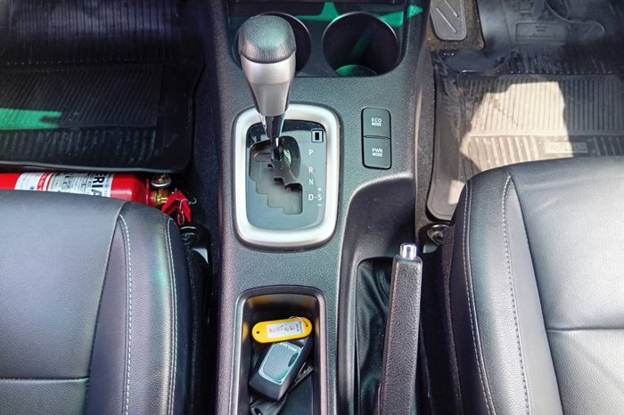 REVO 4WD 2020 2.8G AT DOUBLE CAB SILVER  2808 full