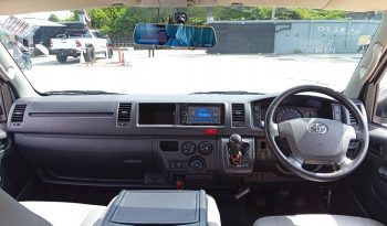 TOYOTA 2WD 2019 3.0 MT COMMUTER SILVER  3294 full