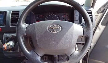 TOYOTA 2WD 2019 3.0 MT COMMUTER SILVER  3294 full