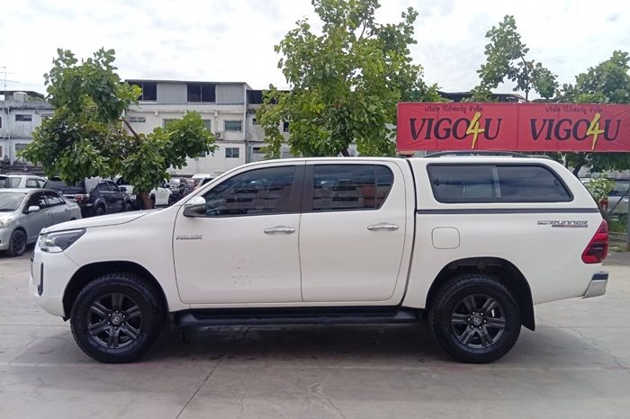 REVO PRE 2021 2.4E AT DOUBLE CAB WHITE  2232 full