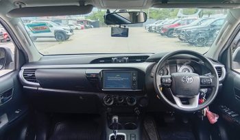 REVO PRE 2021 2.4E AT DOUBLE CAB WHITE  2232 full