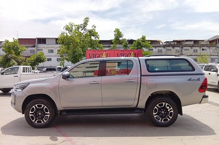 REVO 4WD 2020 2.8G AT DOUBLE CAB SILVER  2806 full