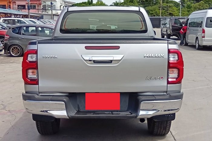 REVO PRE 2020 2.4 MID AT DOUBLE CAB SILVER  7468 full