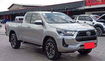 REVO 4WD 2020 2.8G MT SMART CAB SILVER  4014 full