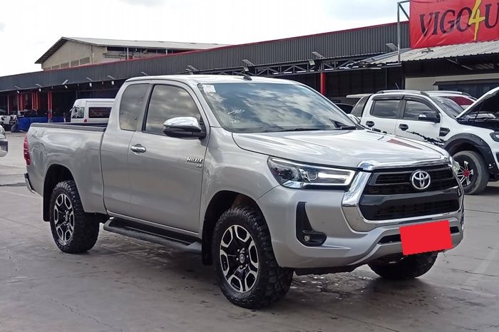 REVO 4WD 2020 2.8G MT SMART CAB SILVER  4014 full