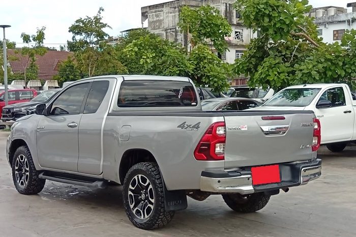 REVO 4WD 2020 2.8G MT SMART CAB SILVER  4014 full