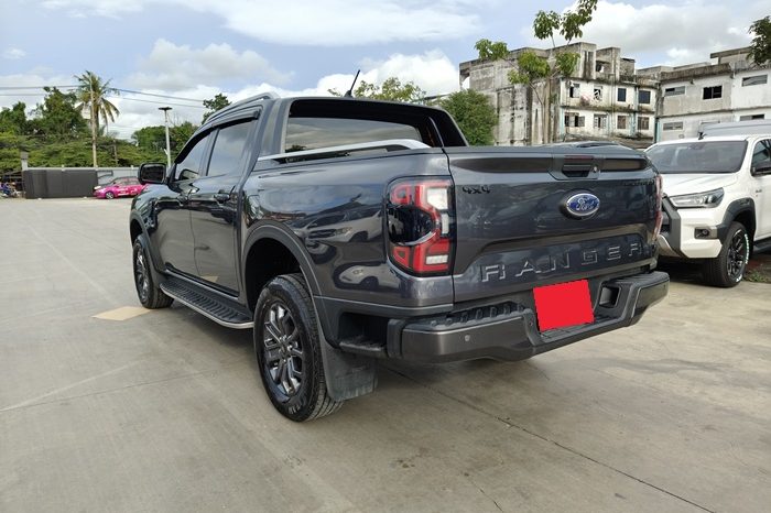 FORD 4WD 2023 2.0 AT DOUBLE CAB DARK GREY  13 full