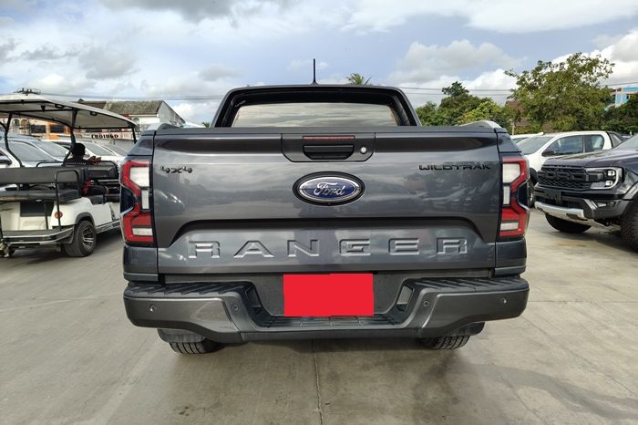 FORD 4WD 2023 2.0 AT DOUBLE CAB DARK GREY  13 full