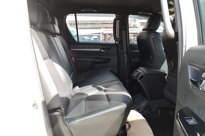 ROCCO 4WD 2021 2.8G AT DOUBLE CAB WHITE  8259 full