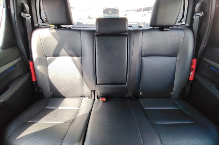 ROCCO 4WD 2021 2.8G AT DOUBLE CAB WHITE  8259 full