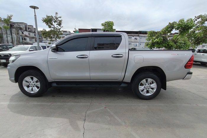 REVO PRE 2020 2.4E AT DOUBLE CAB SILVER  6422 full
