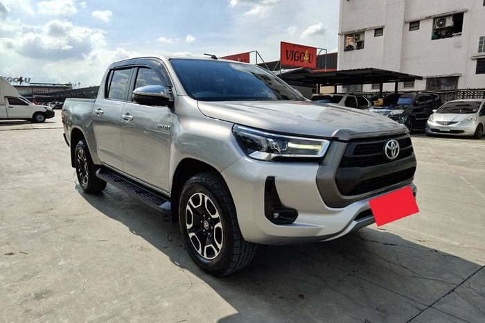 REVO 4WD 2021 2.4E MT DOUBLE CAB SILVER  7835 full