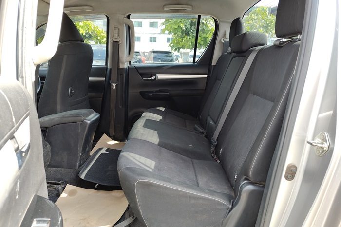 REVO 4WD 2021 2.4E MT DOUBLE CAB SILVER  7835 full