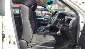 REVO PRE 2019 2.4E AT DOUBLE CAB WHITE  3970 full