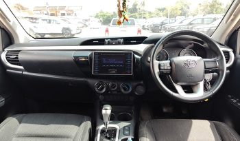 REVO PRE 2019 2.4E AT DOUBLE CAB WHITE  3970 full