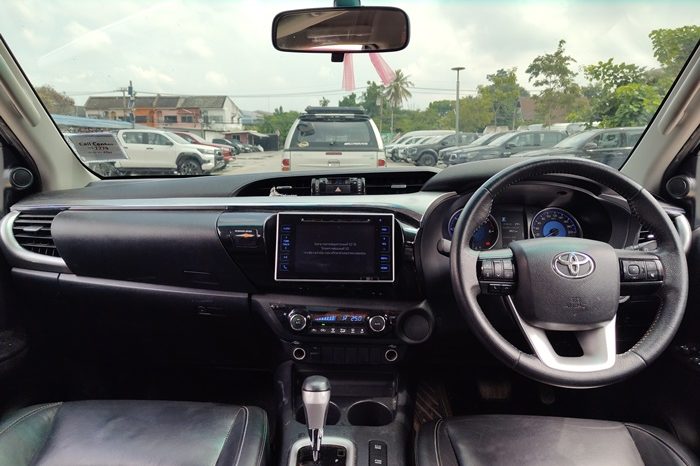 REVO PRE 2020 2.4G AT DOUBLE CAB SILVER  378 full